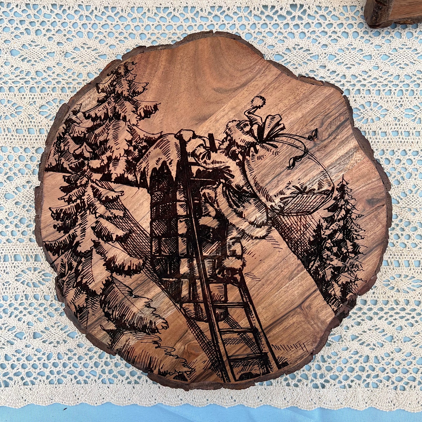 15" Christmas Lazy Susan